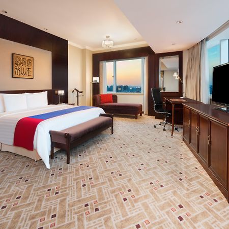 Crowne Plaza Shanghai Pudong By Ihg Eksteriør billede